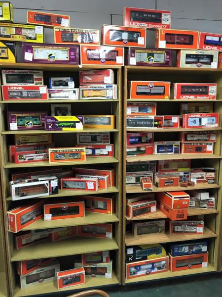For much of the 20th century, Lionel trains were the kings of toys, the presents you couldn't wait unit Christmas morning to unwrap. Give these vintage trains another chance!